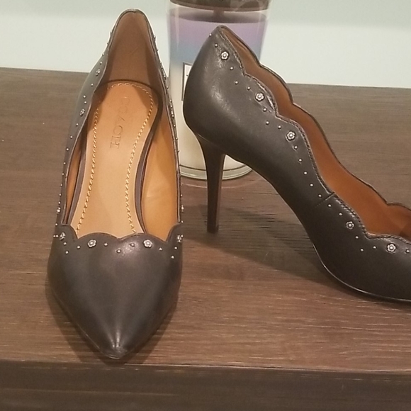 Coach Waverly Pump - never worn - Picture 1 of 5